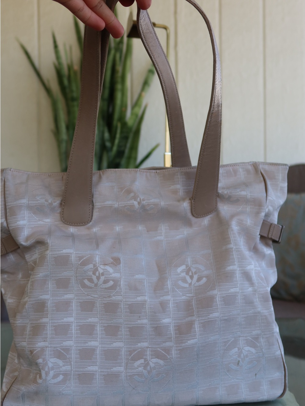 Chanel Travel Ligne Tote Bagπππ - Picture 4 of 11
